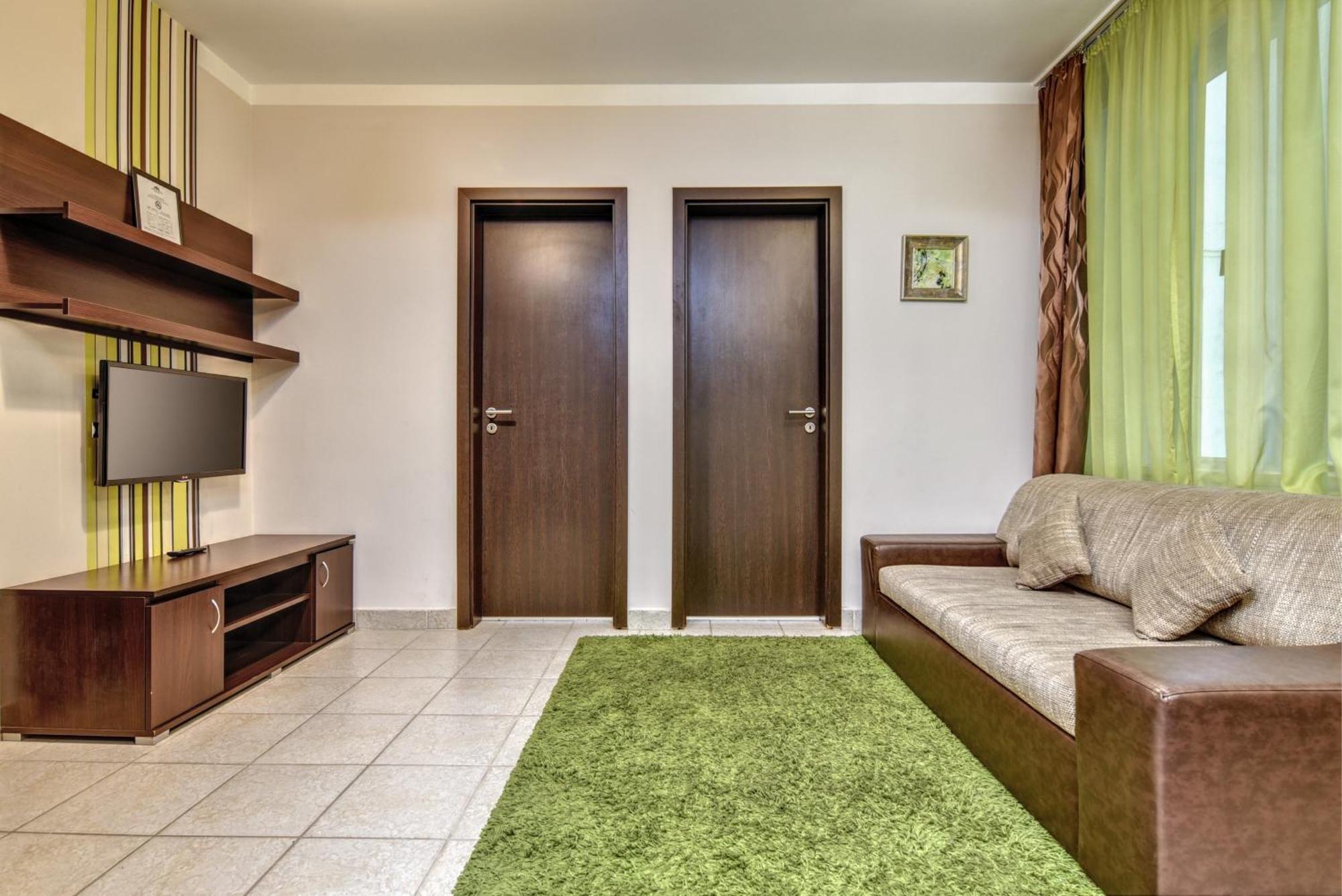 Central Walk Fashionstreet Apartmnts Budapest Exterior photo